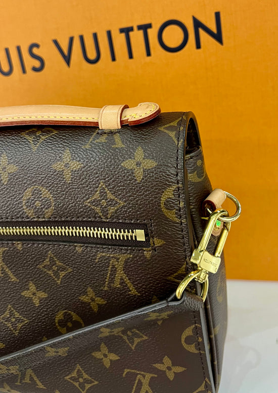 Metis Pochette Monogram