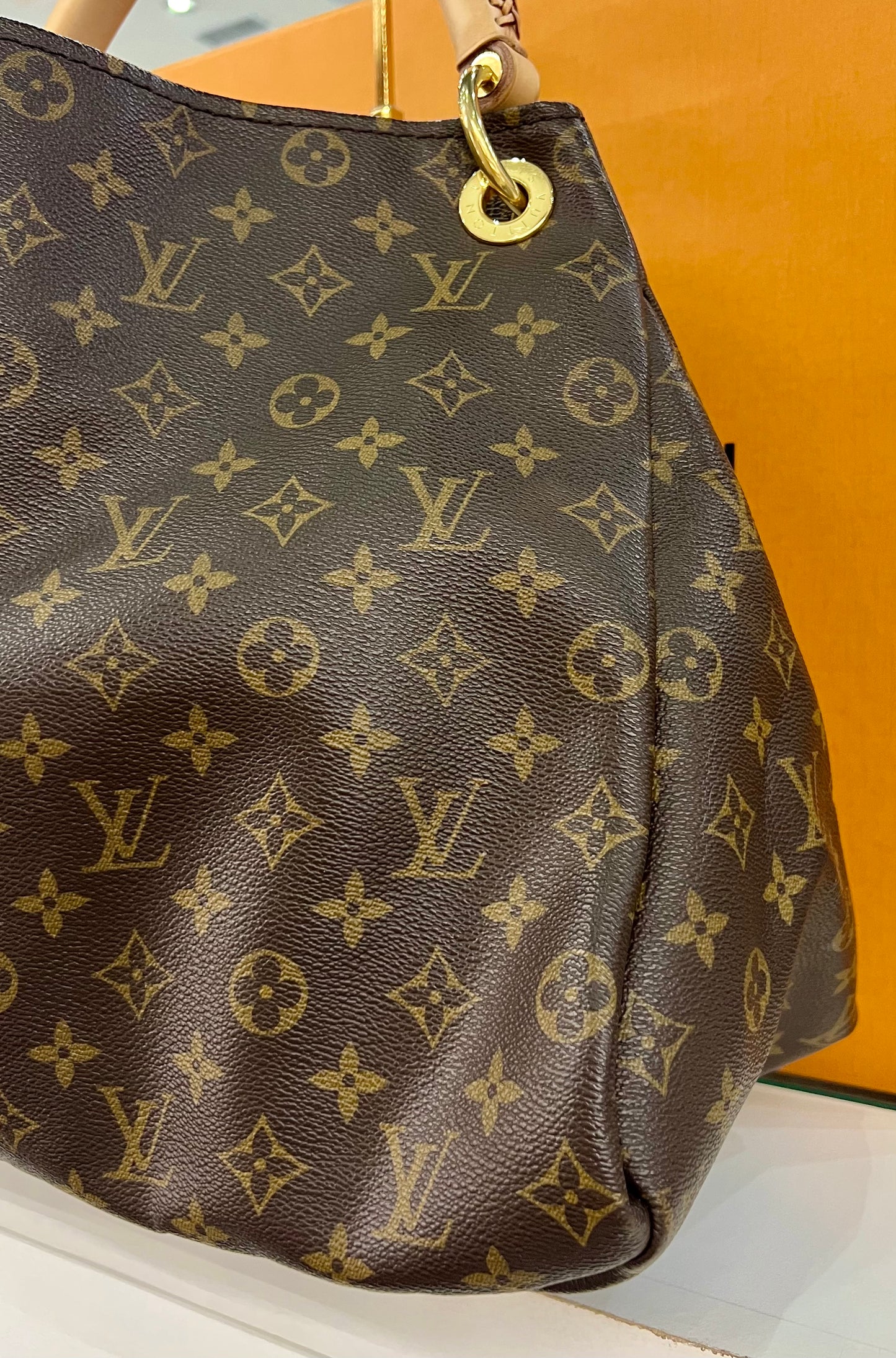 Artsy MM Monogram