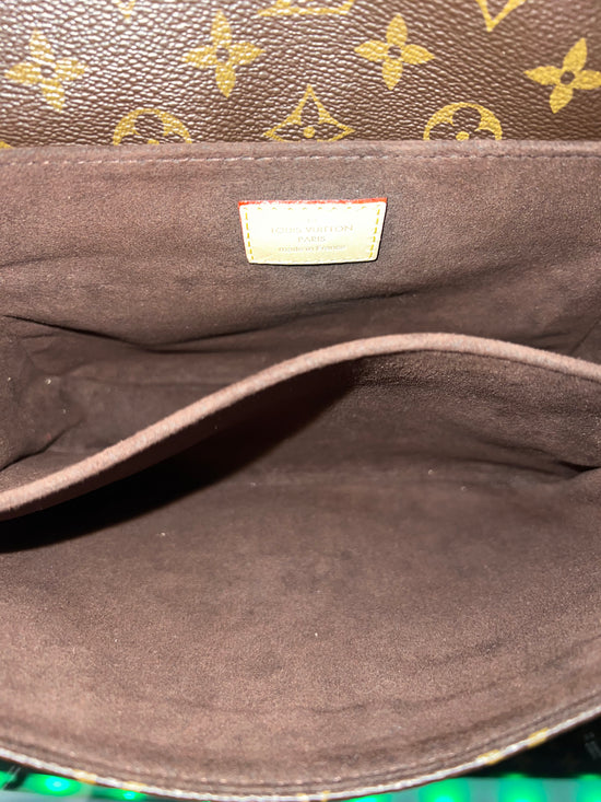 Metis Pochette Monogram