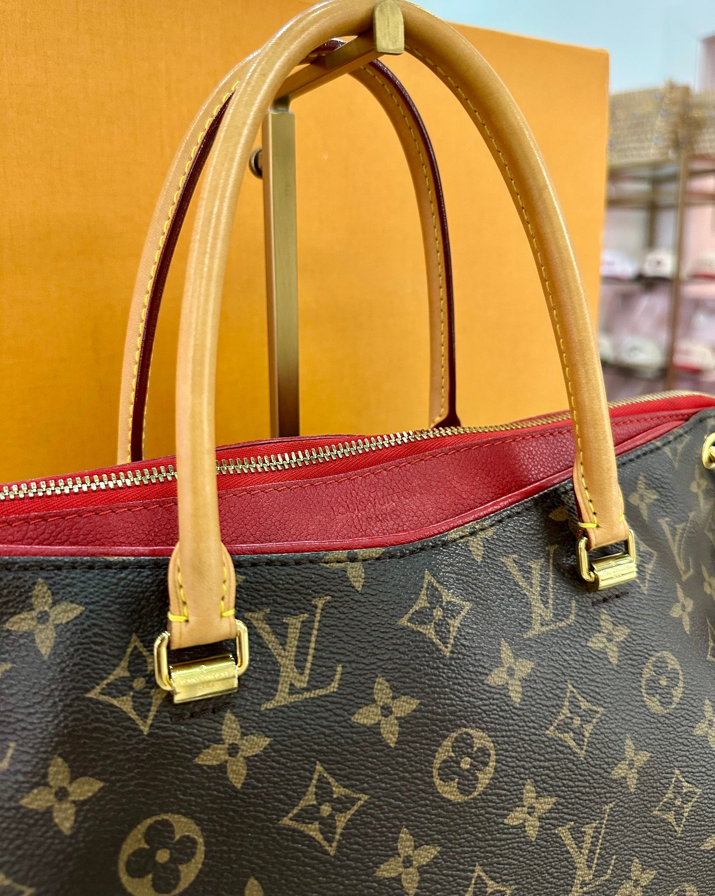 Pallas MM Monogram/Red