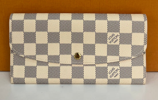 Sarah Wallet Azur