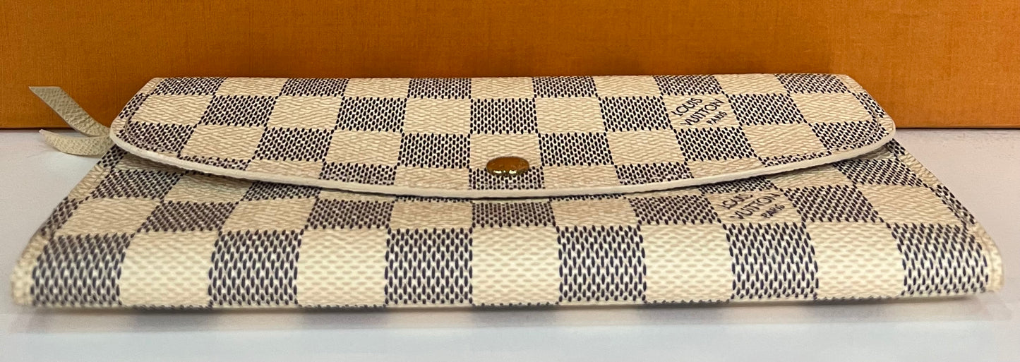 Sarah Wallet Azur
