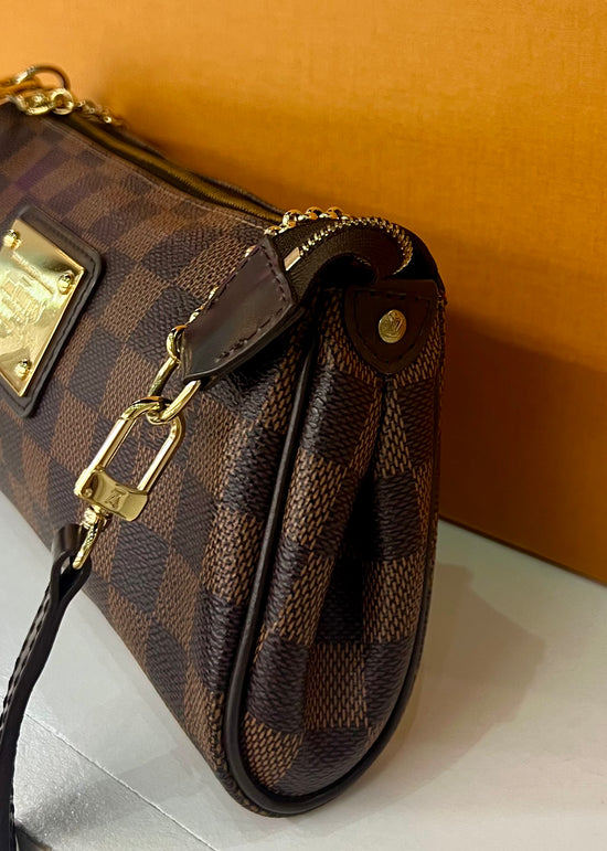 Eva Damier Ebene