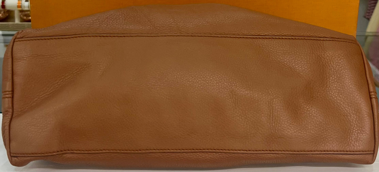Gucci Soho Hobo Camel