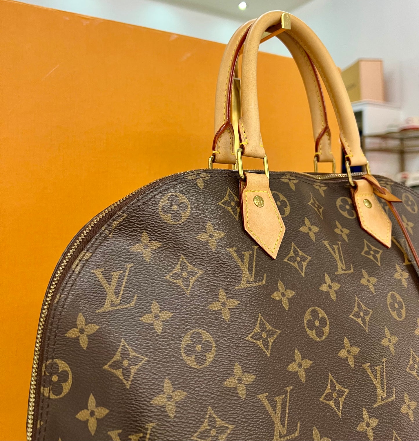 Alma GM Monogram