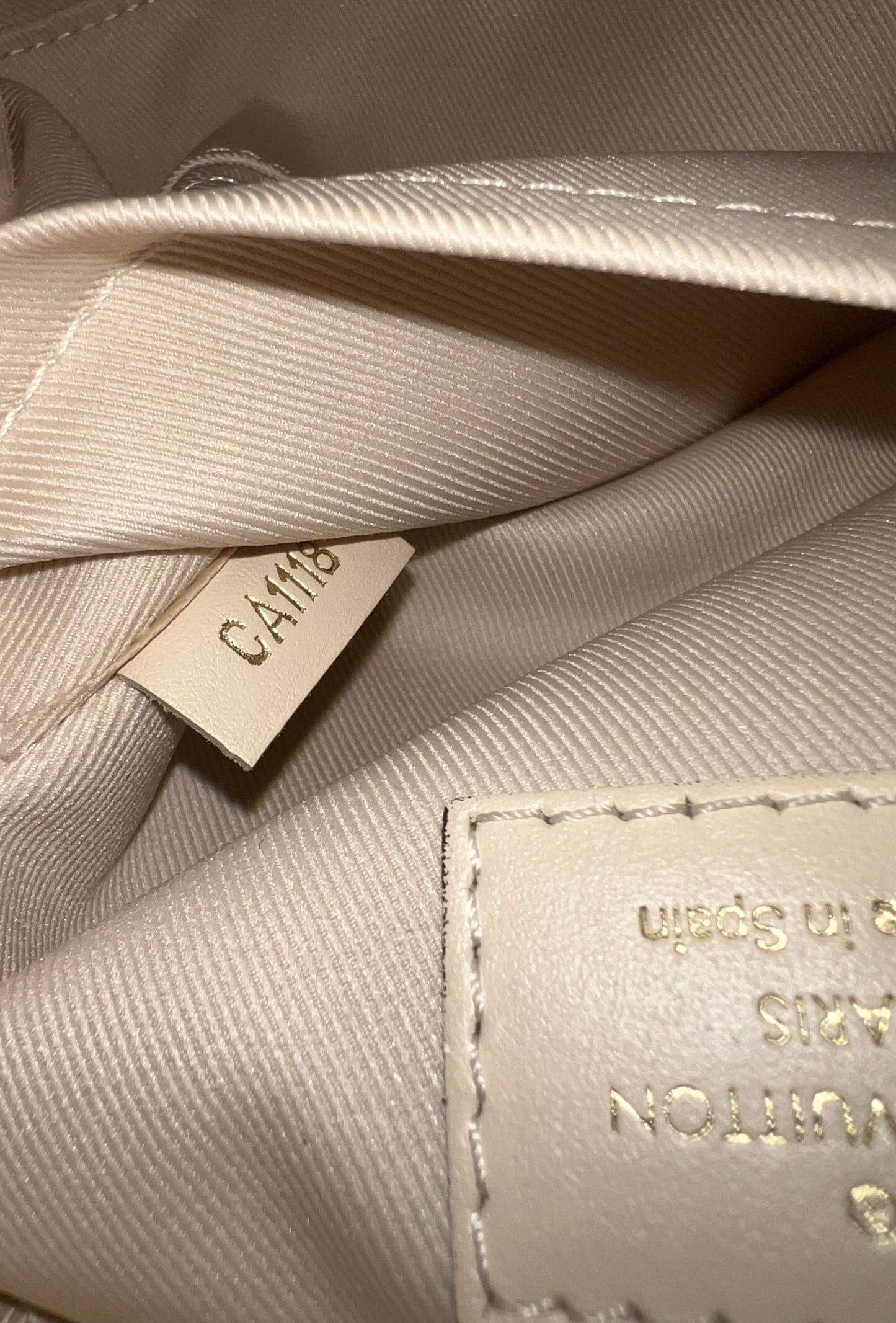 Saintogne Monogram/Cream