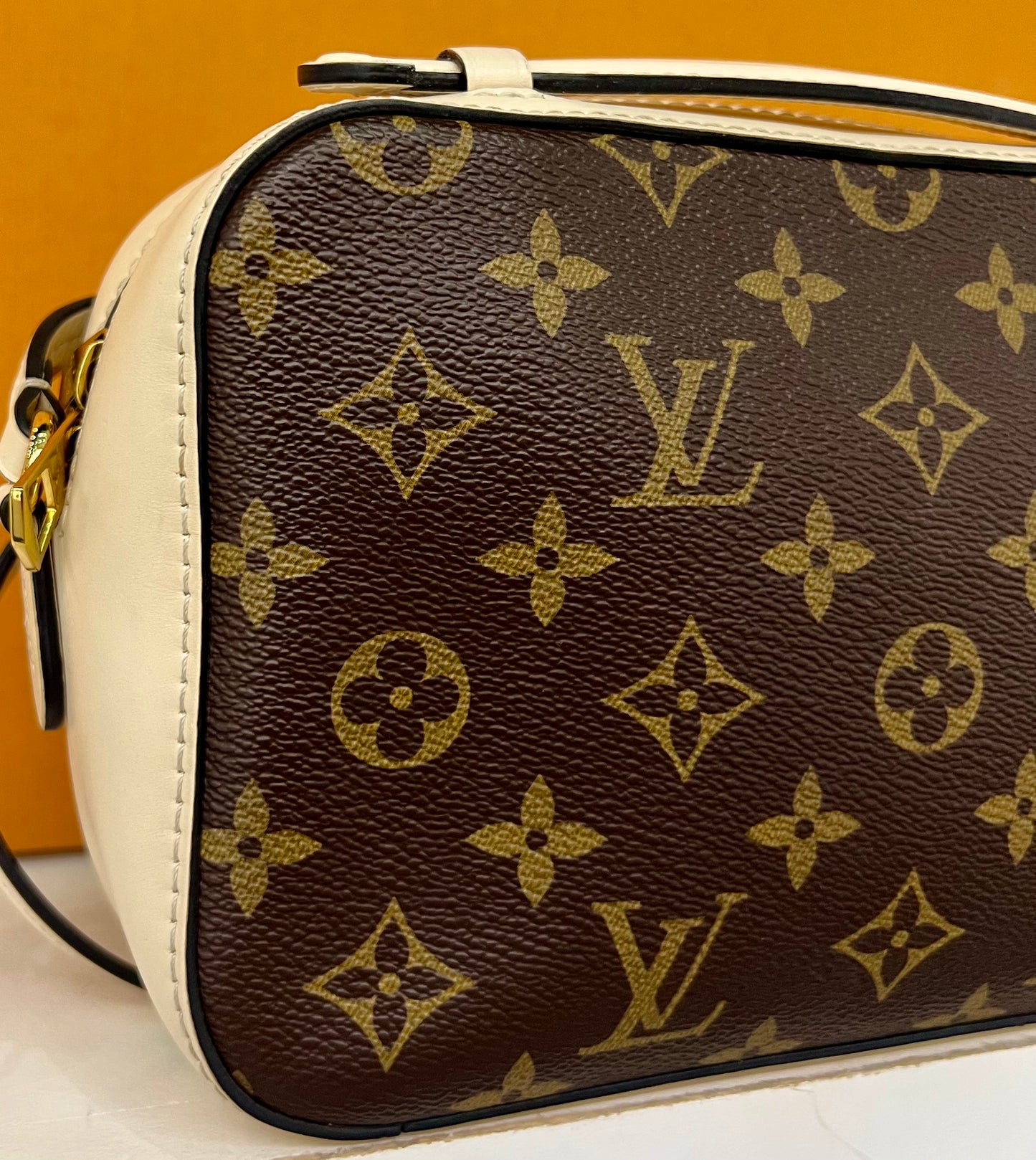 Saintogne Monogram/Cream