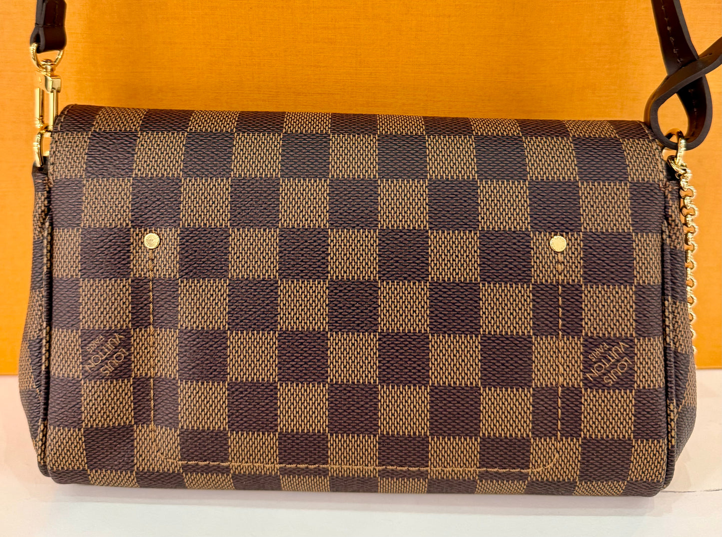 Favorite PM Damier Ebene