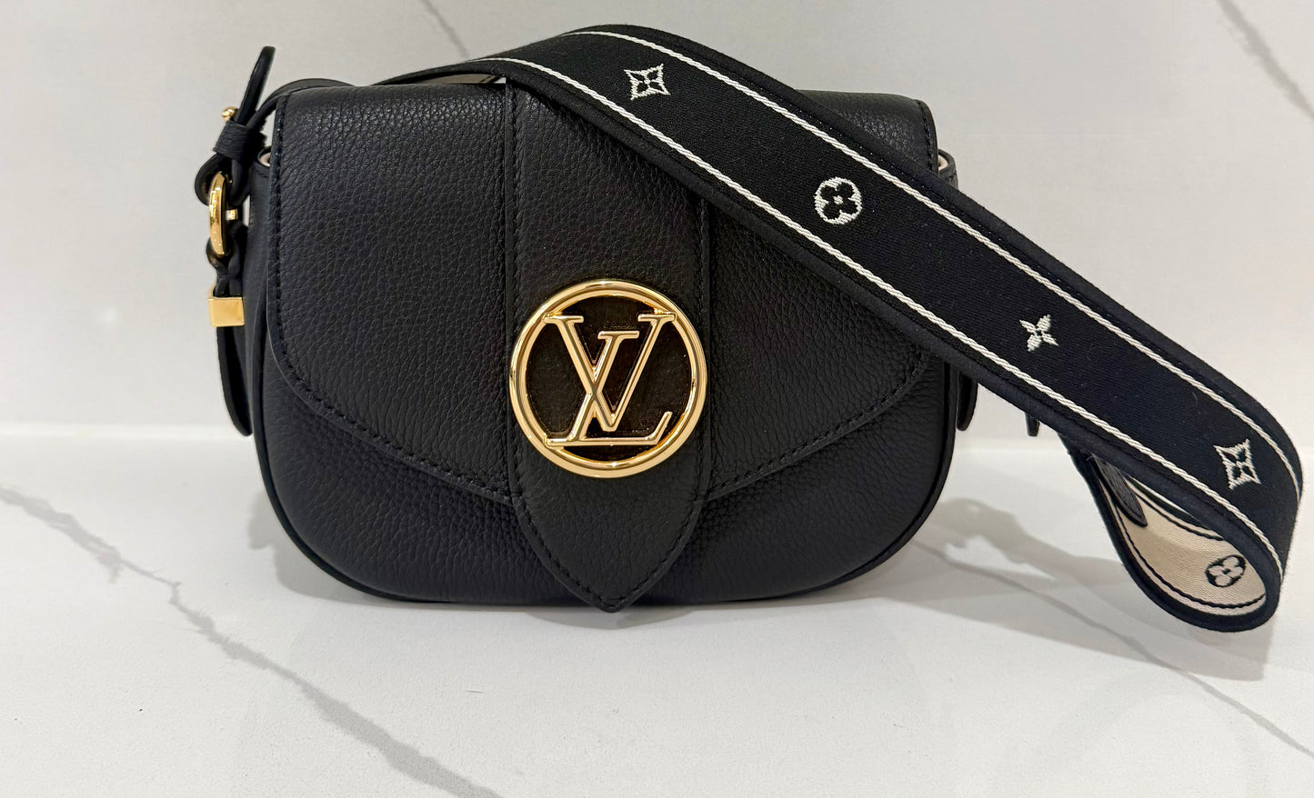 LV Pont 9