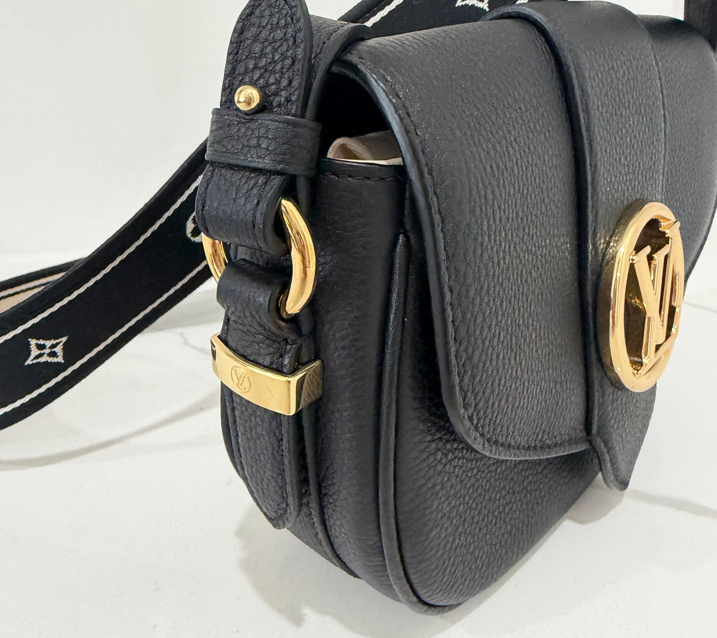 LV Pont 9