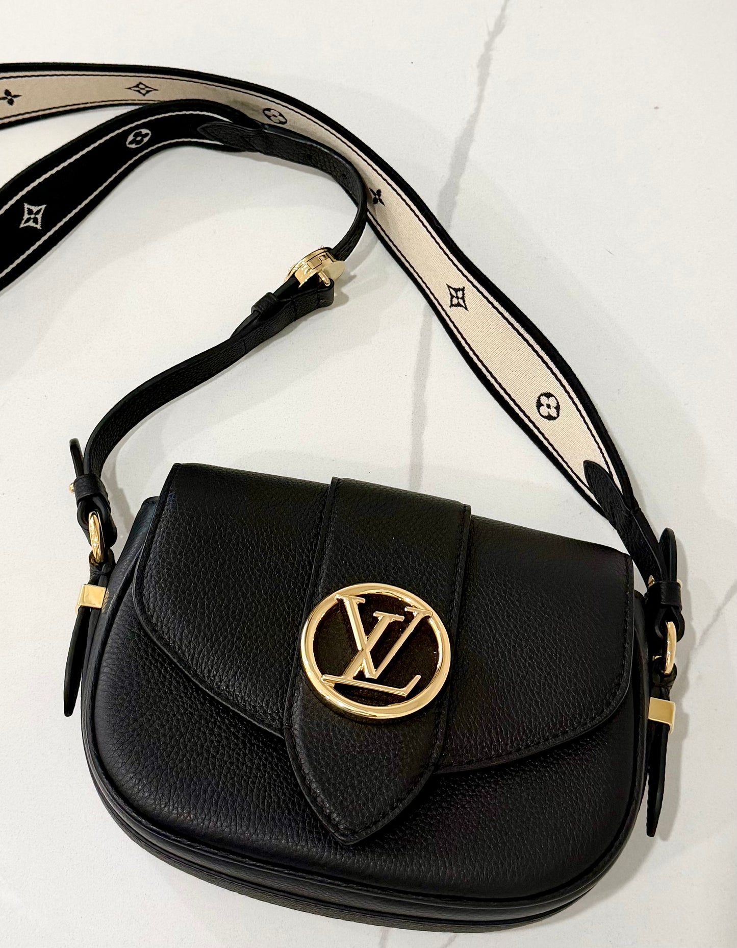 LV Pont 9
