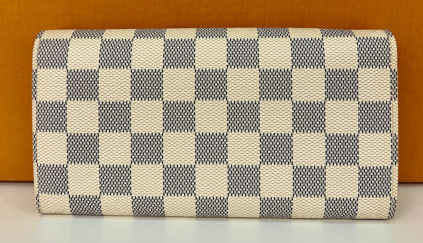 Sarah Wallet Azur