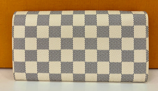 Sarah Wallet Azur