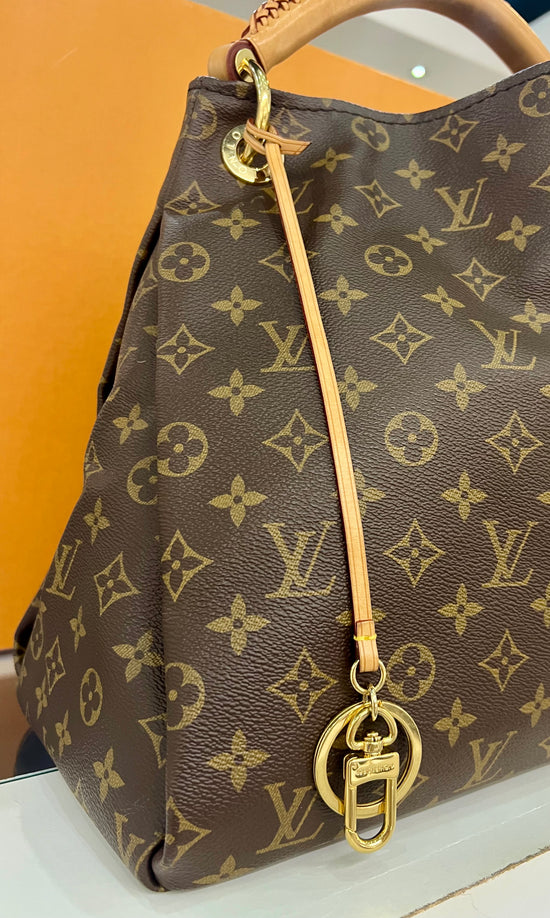 Artsy MM Monogram