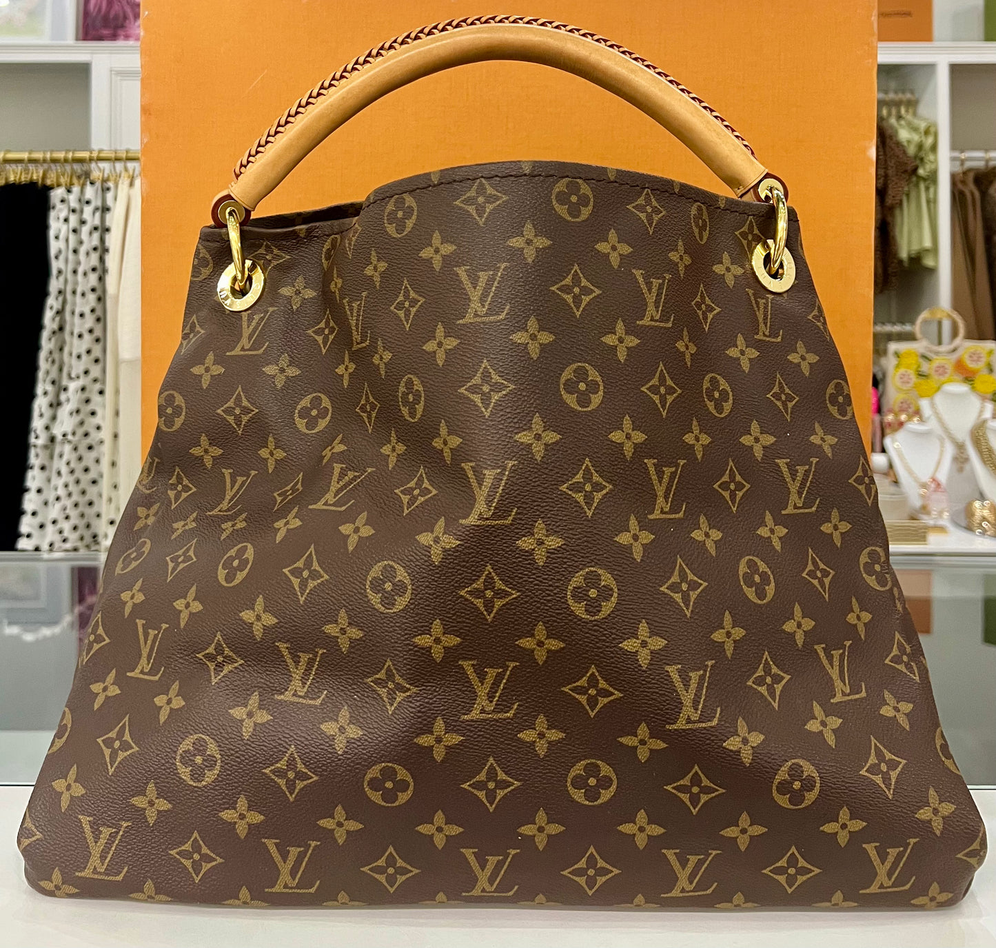Artsy MM Monogram