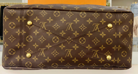 Artsy MM Monogram