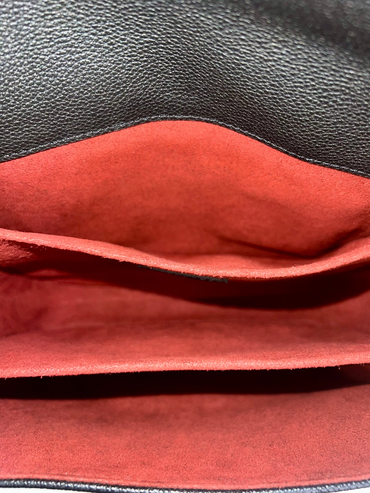Metis Pochette Large Logo