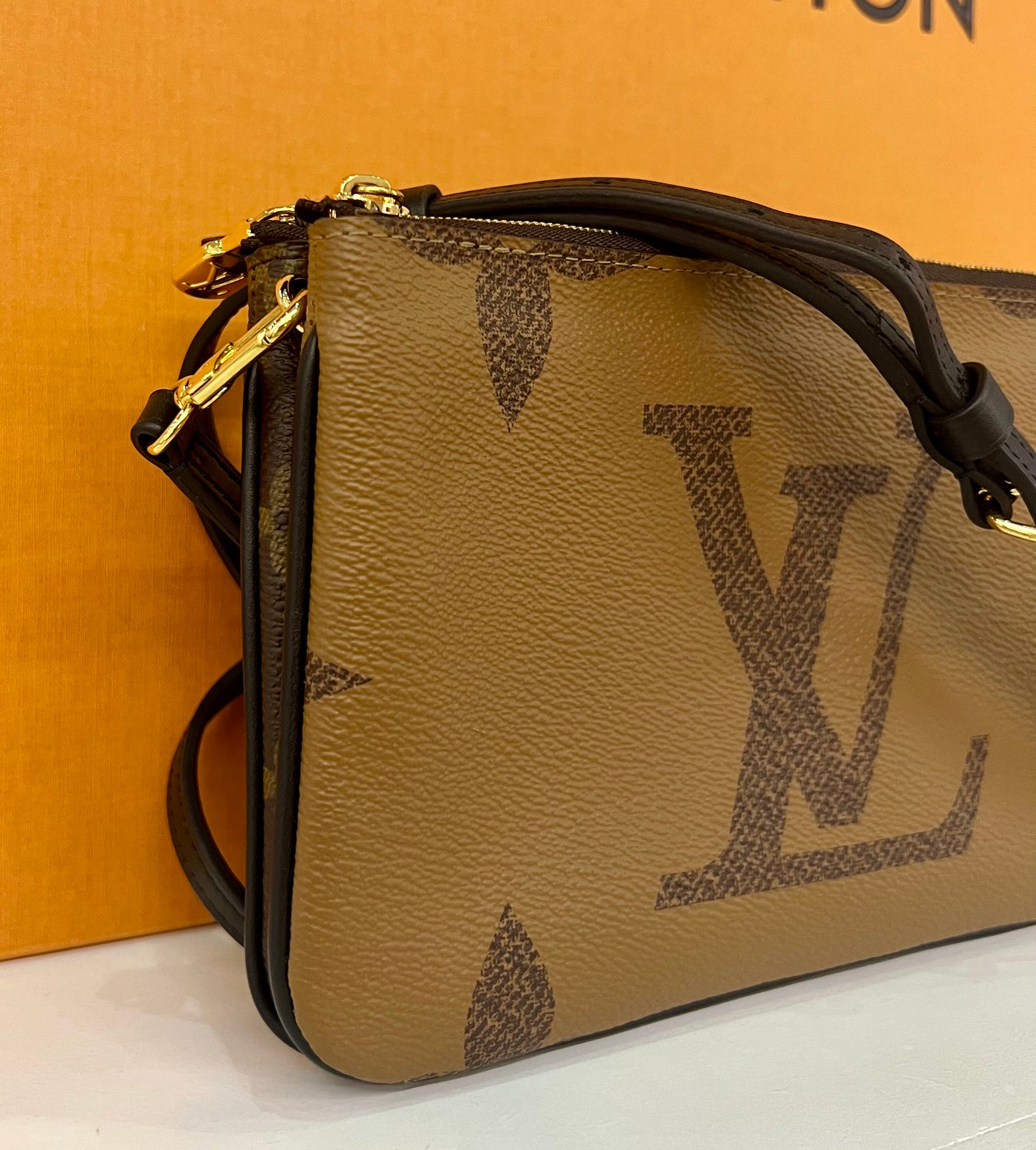 Zip Pochette Large Logo