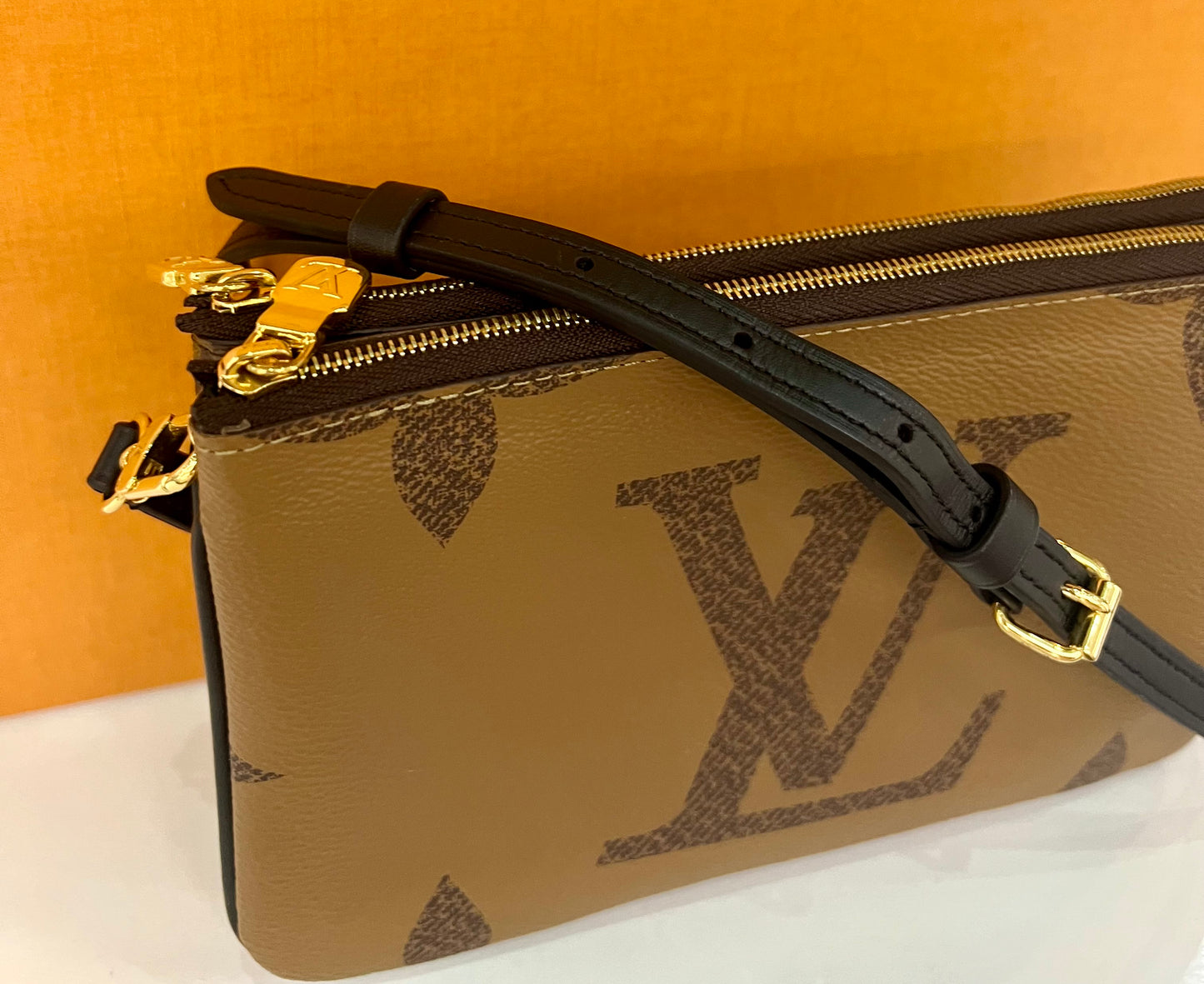 Zip Pochette Large Logo