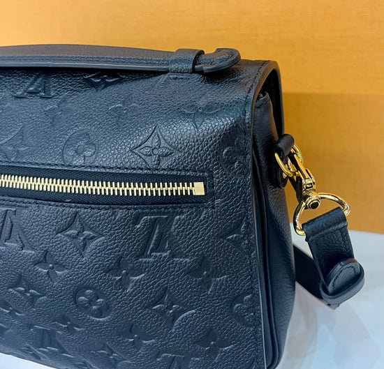 Metis Pochette Black Empreinte