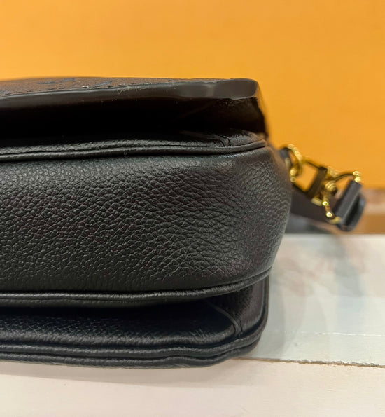 Metis Pochette Black Empreinte