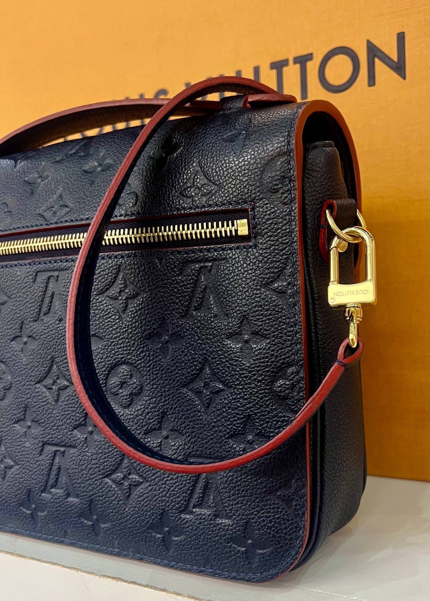 Metis Pochette Navy Empreinte