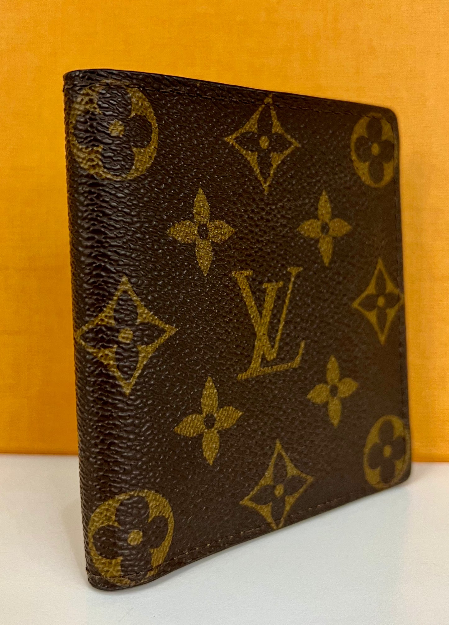 Men's Bi-fold Wallet