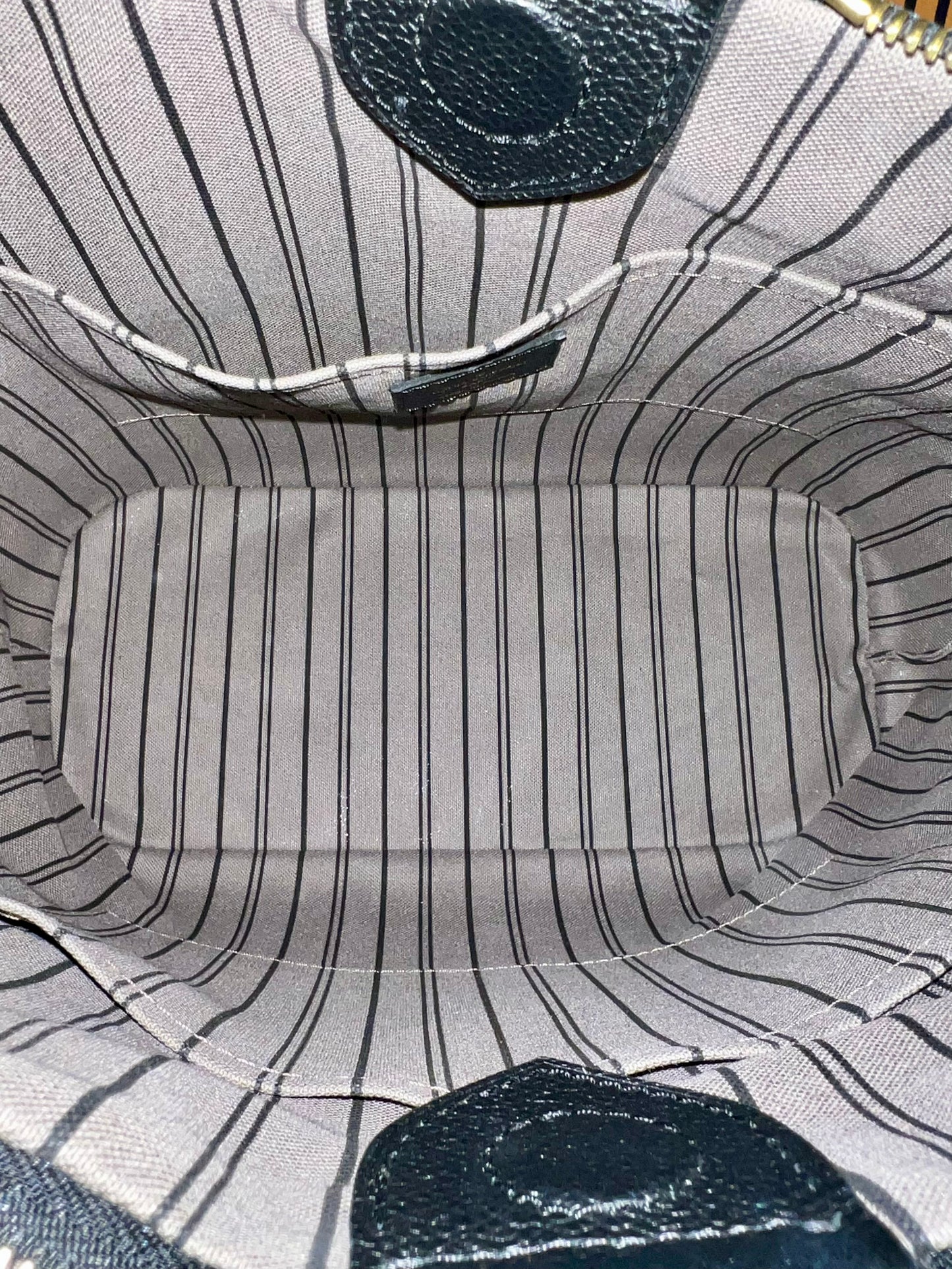 Siena MM Black Empreinte