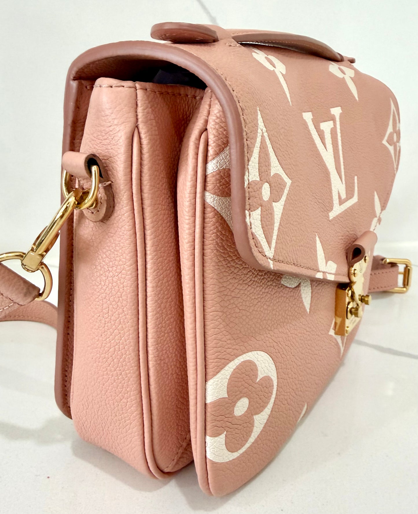 Metis Pochette Bi-color Pink