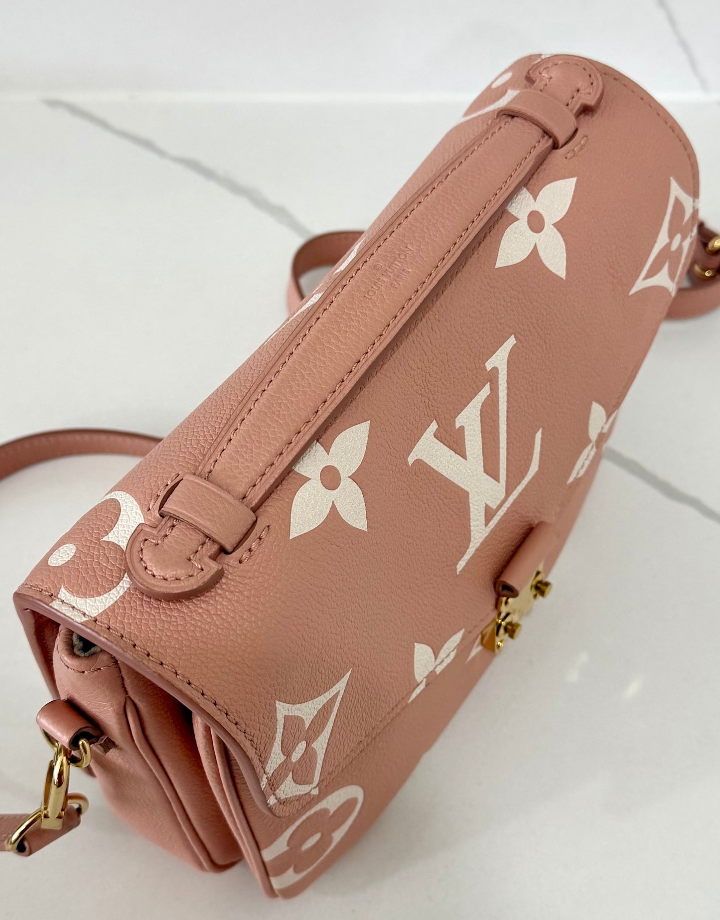 Metis Pochette Bi-color Pink