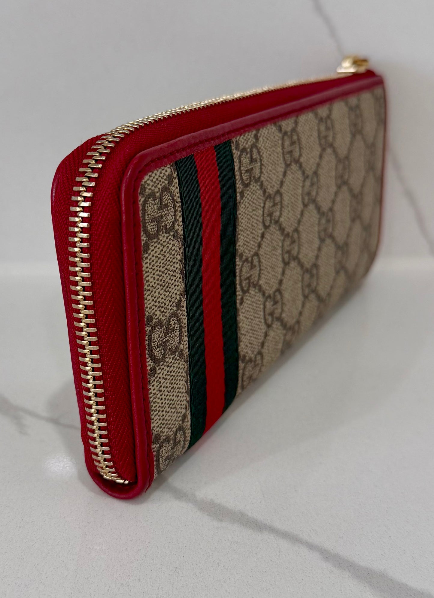 Gucci Zippy Wallet