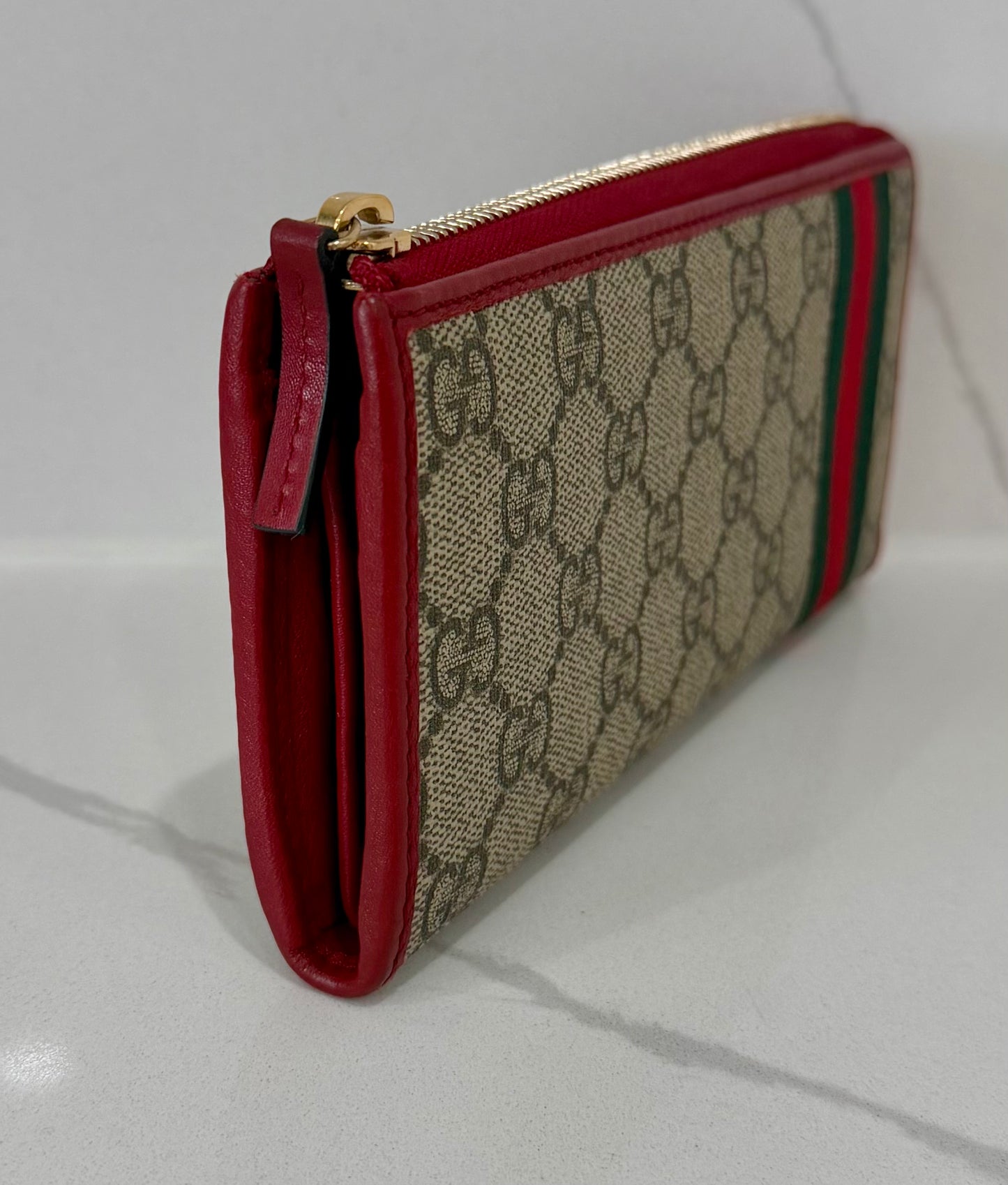 Gucci Zippy Wallet