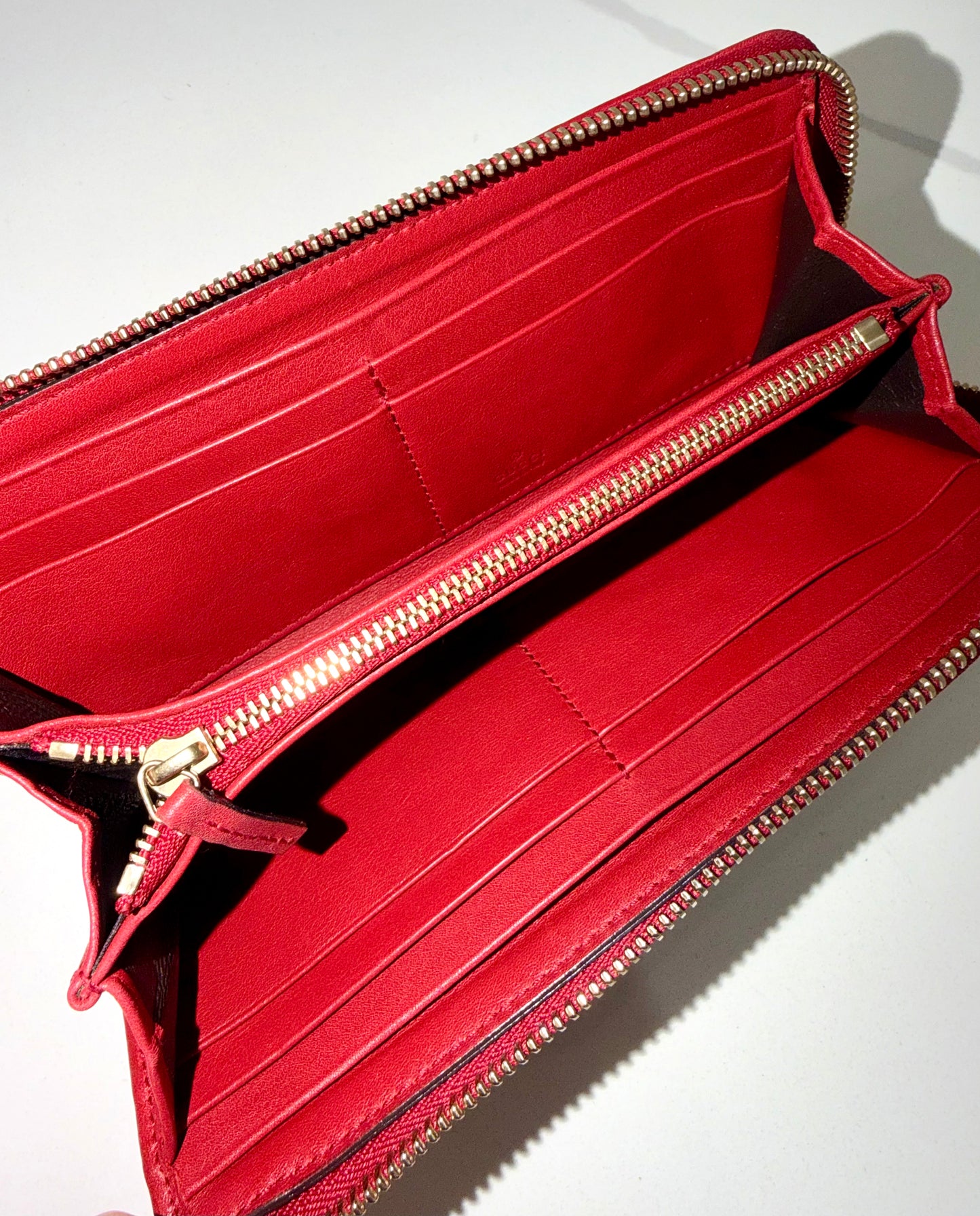 Gucci Zippy Wallet