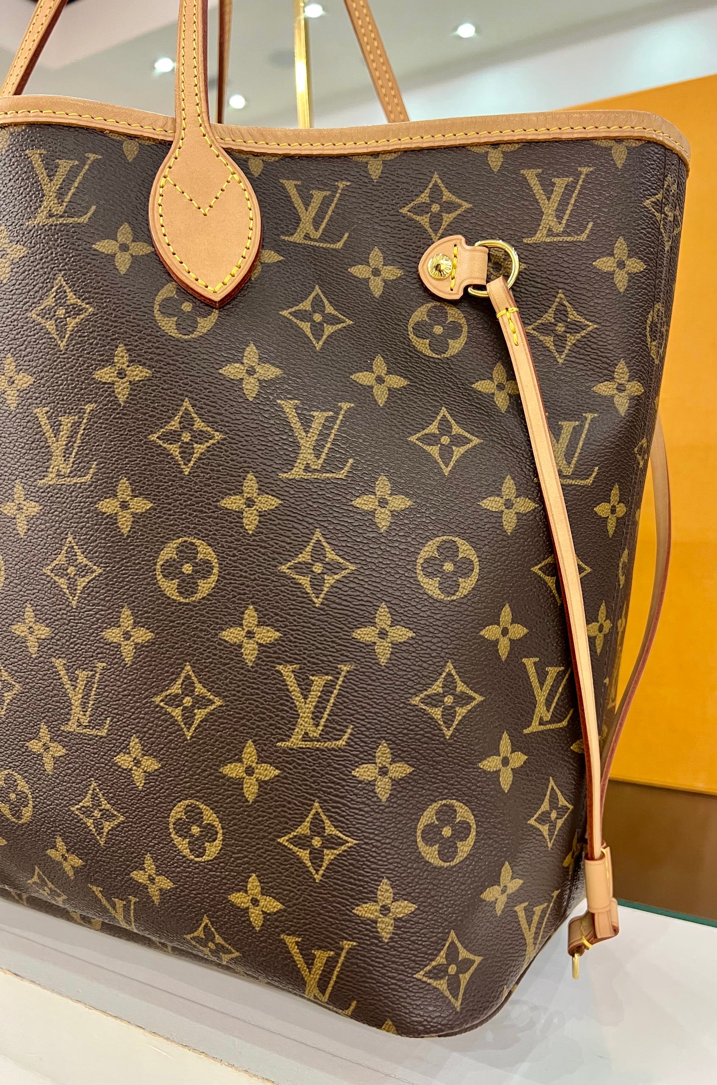 Neverfull MM Monogram/Red