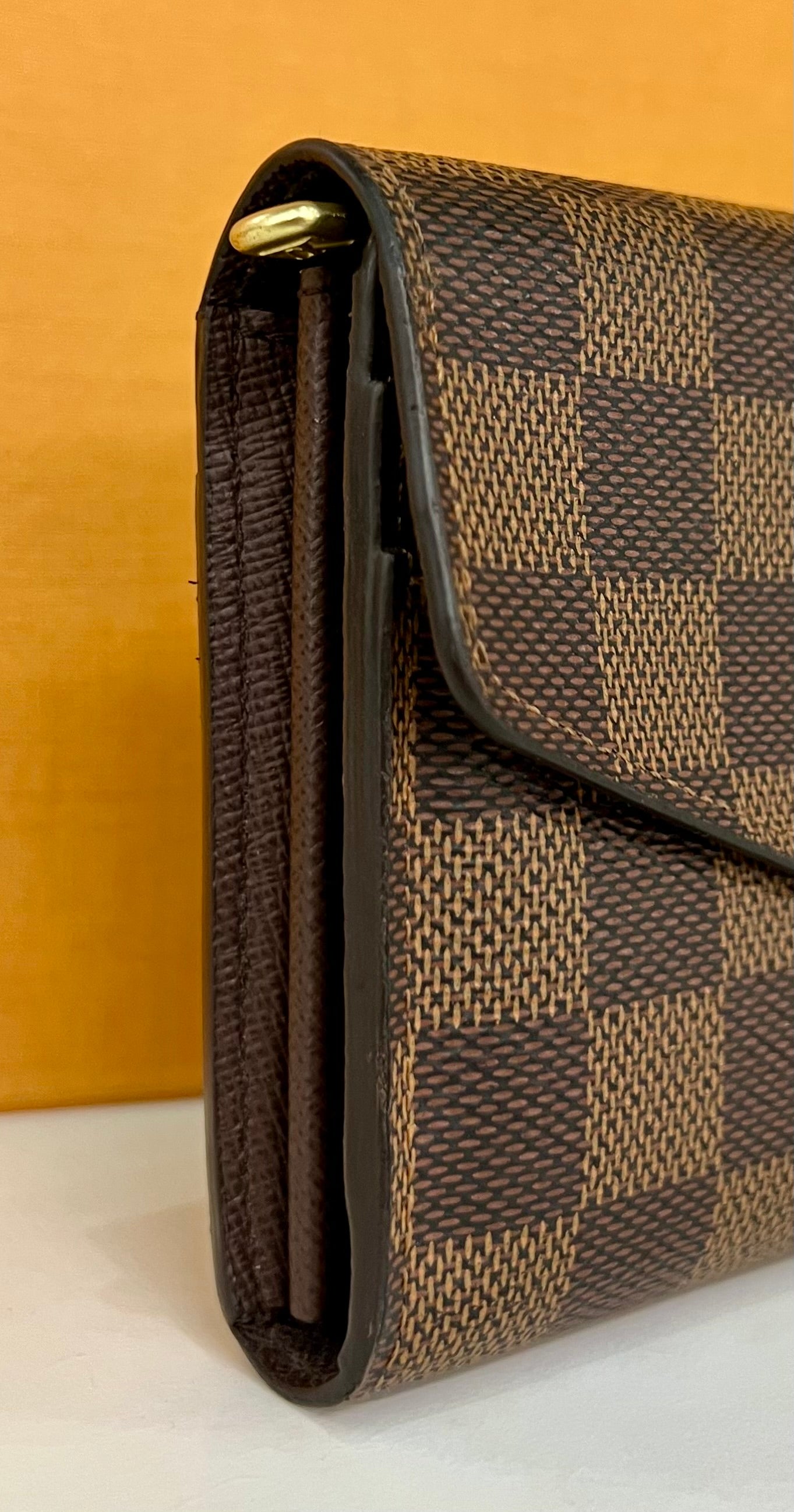 Sarah Wallet Damier Ebene