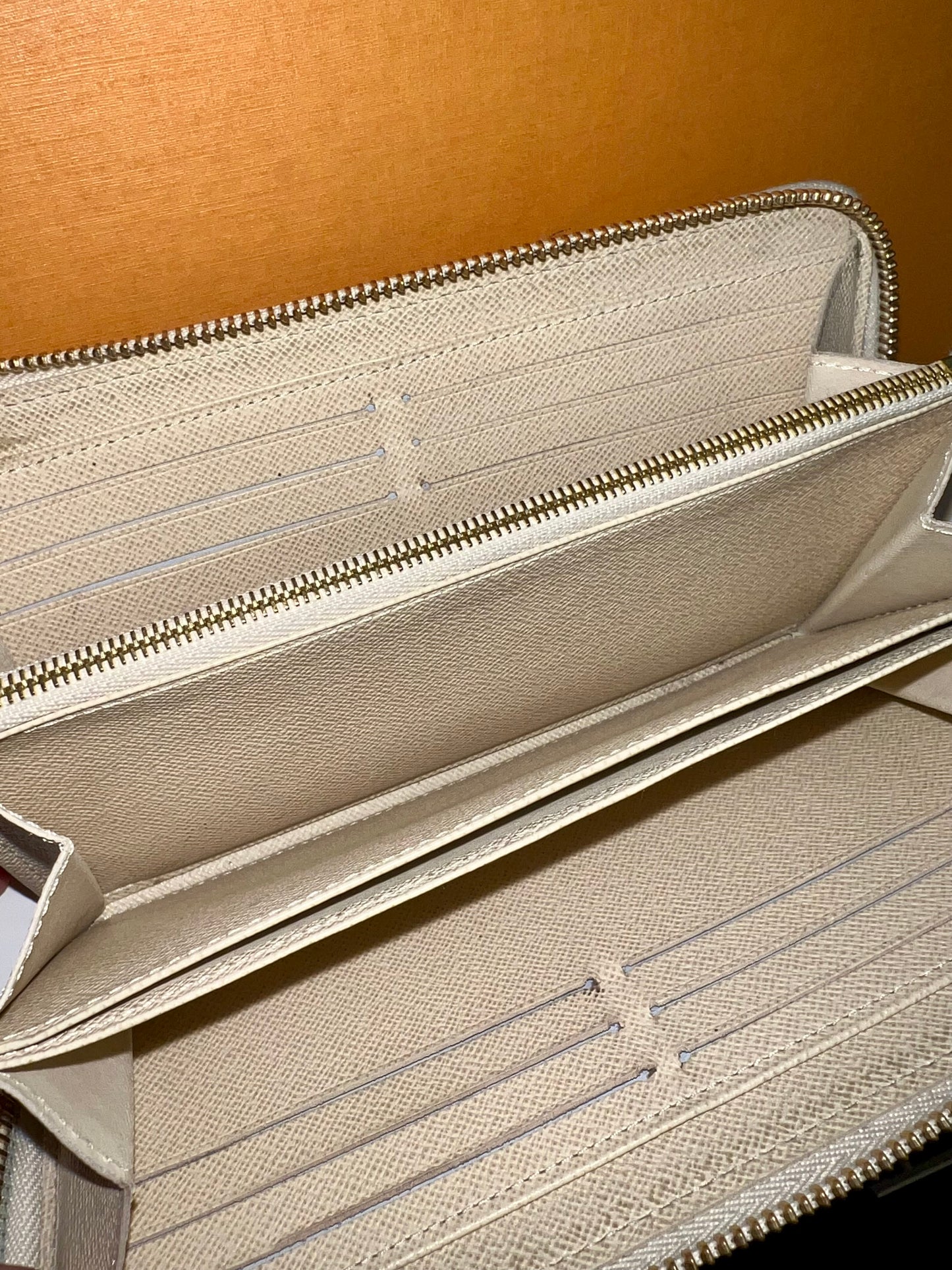 Zippy Wallet Damier Azur