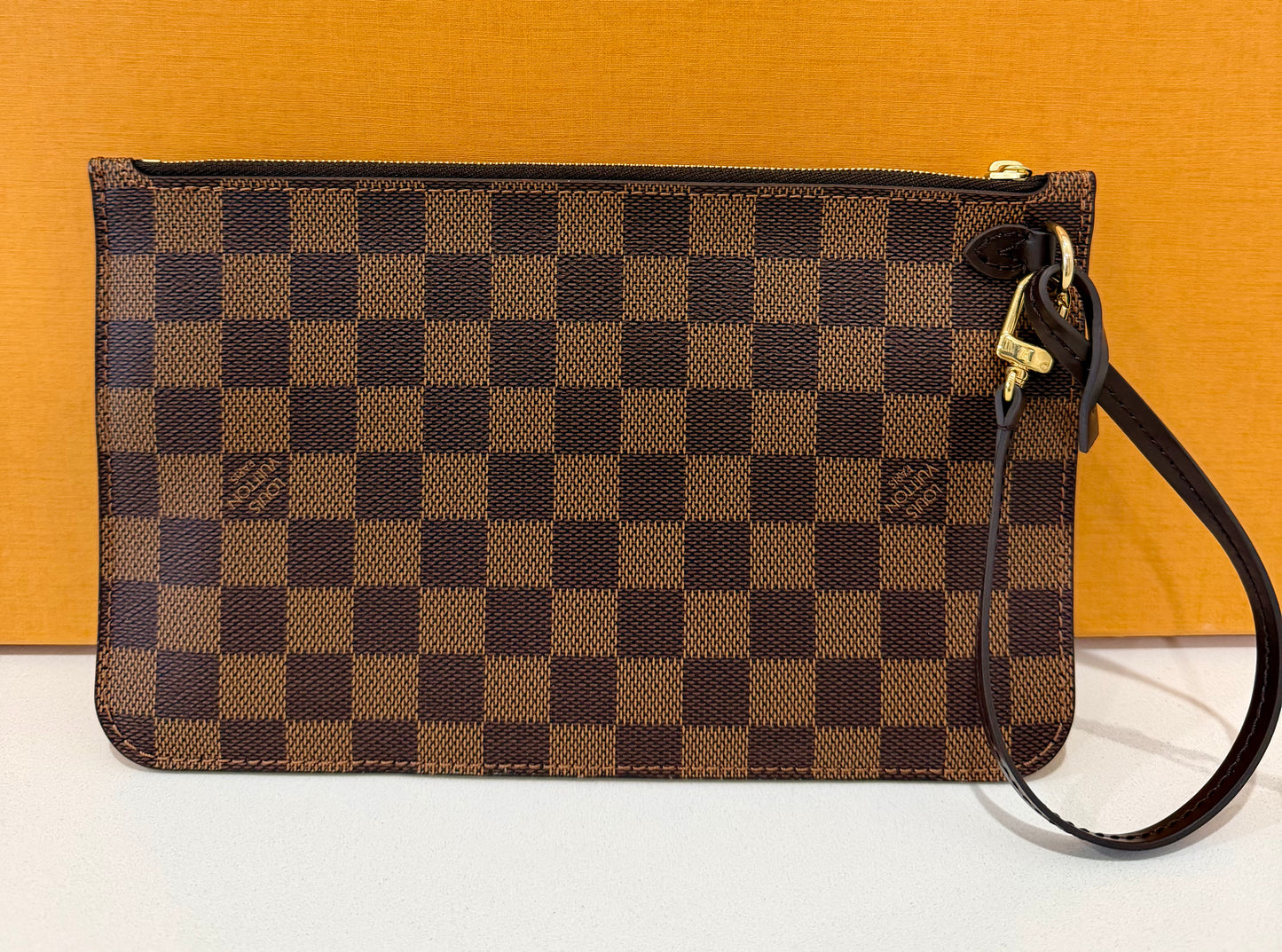 Wristlet Damier Ebene