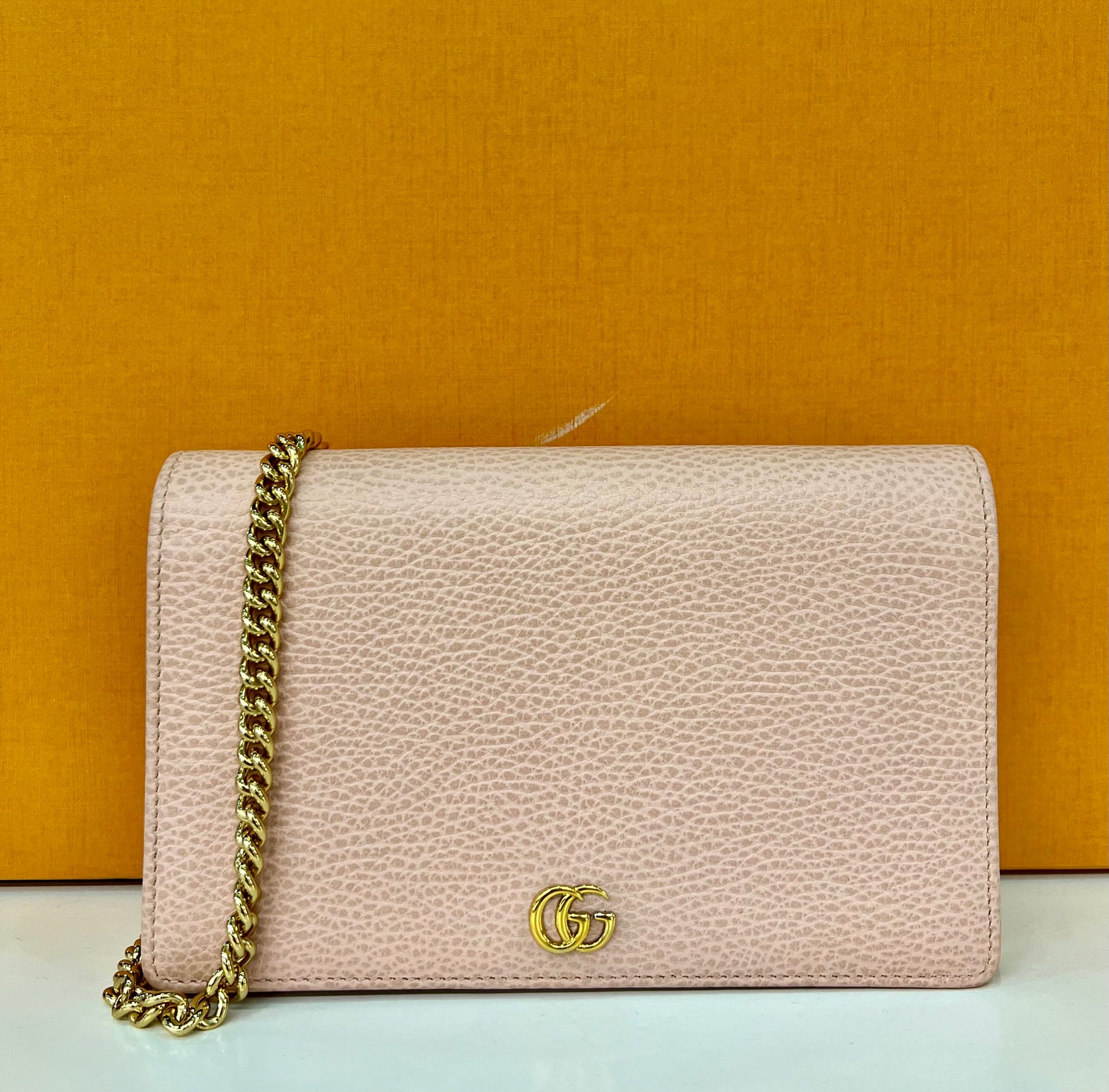 Gucci Wallet on Chain
