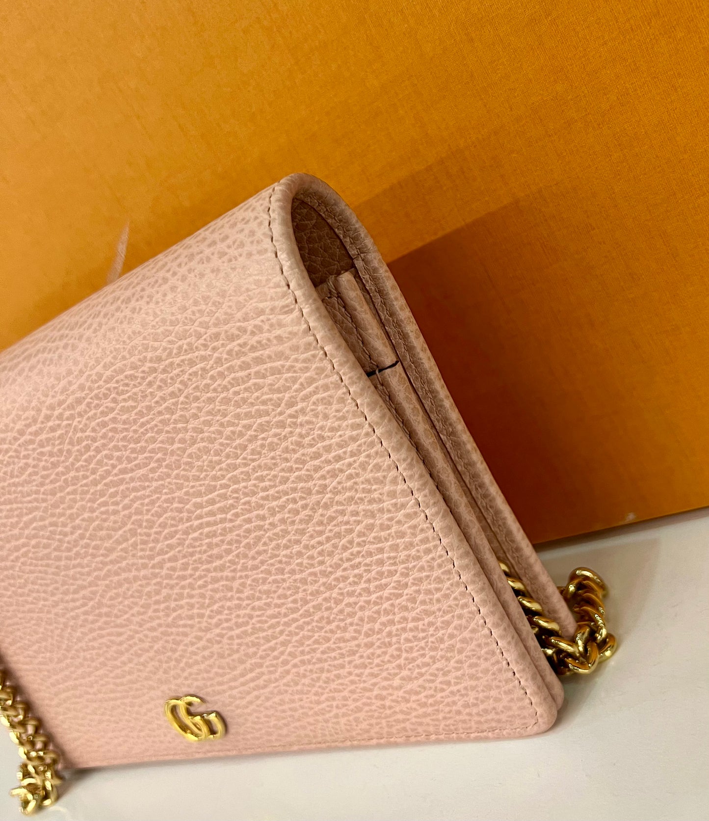 Gucci Wallet on Chain