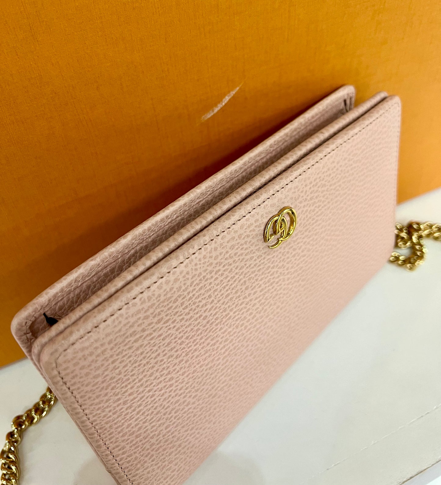 Gucci Wallet on Chain