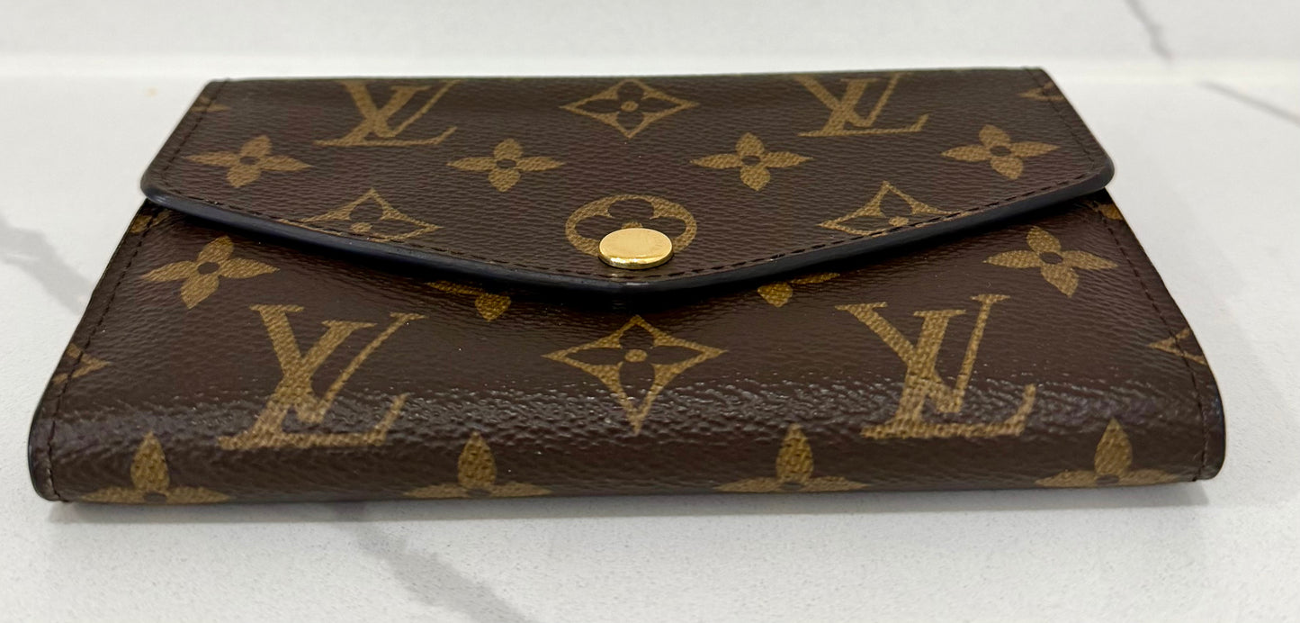 Compact Sarah Wallet