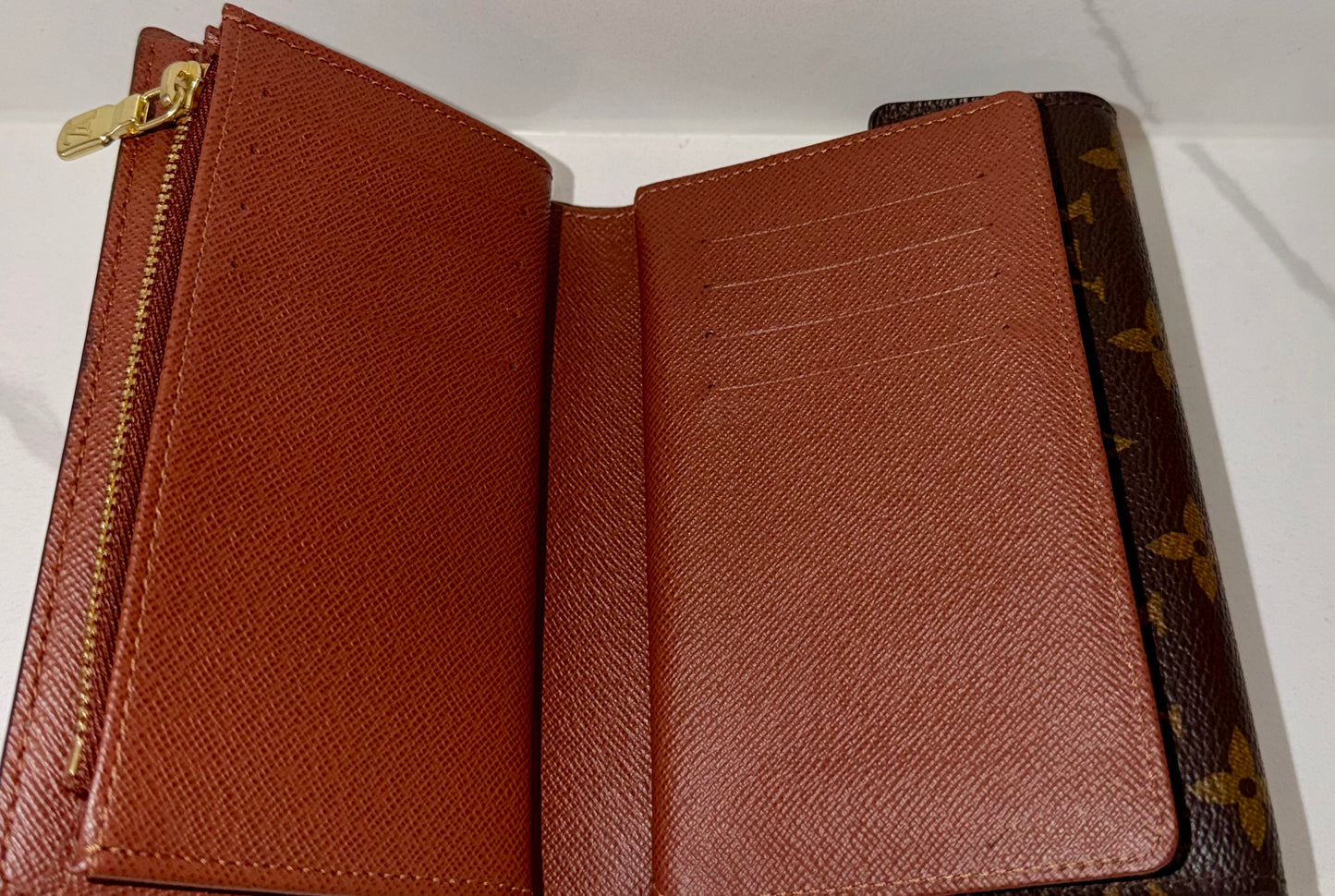 Alexandra Wallet Monogram