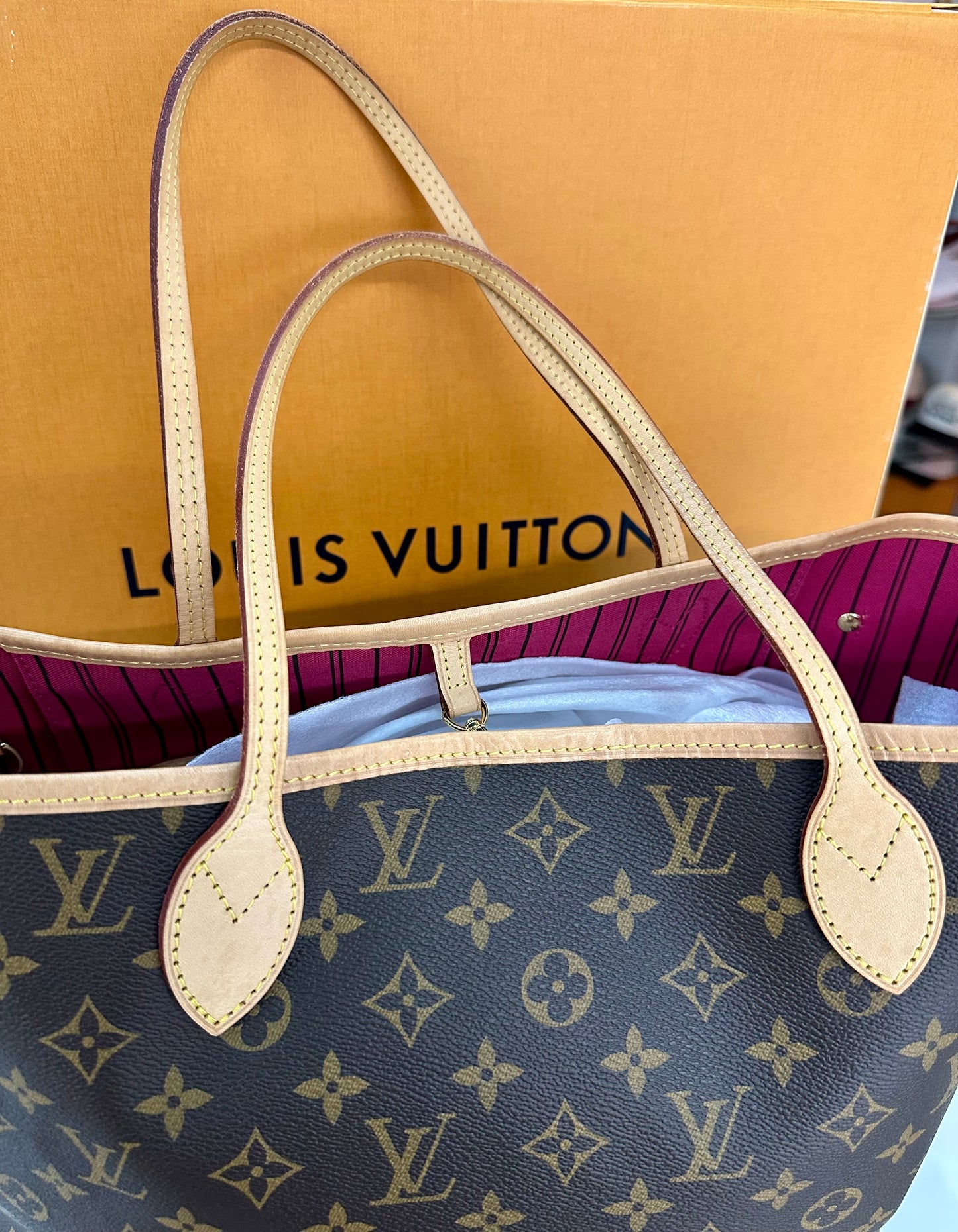 Neverfull MM Monogram