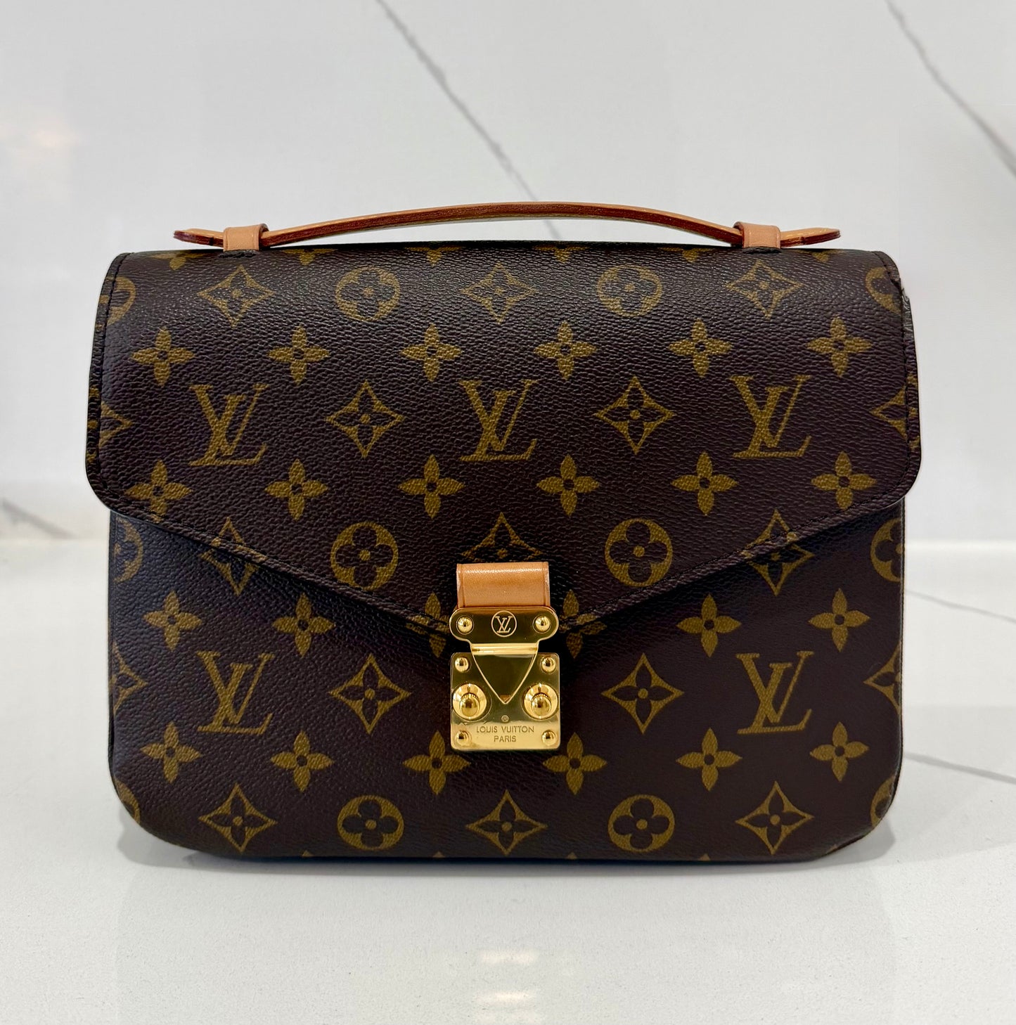 Metis Pochette Monogram