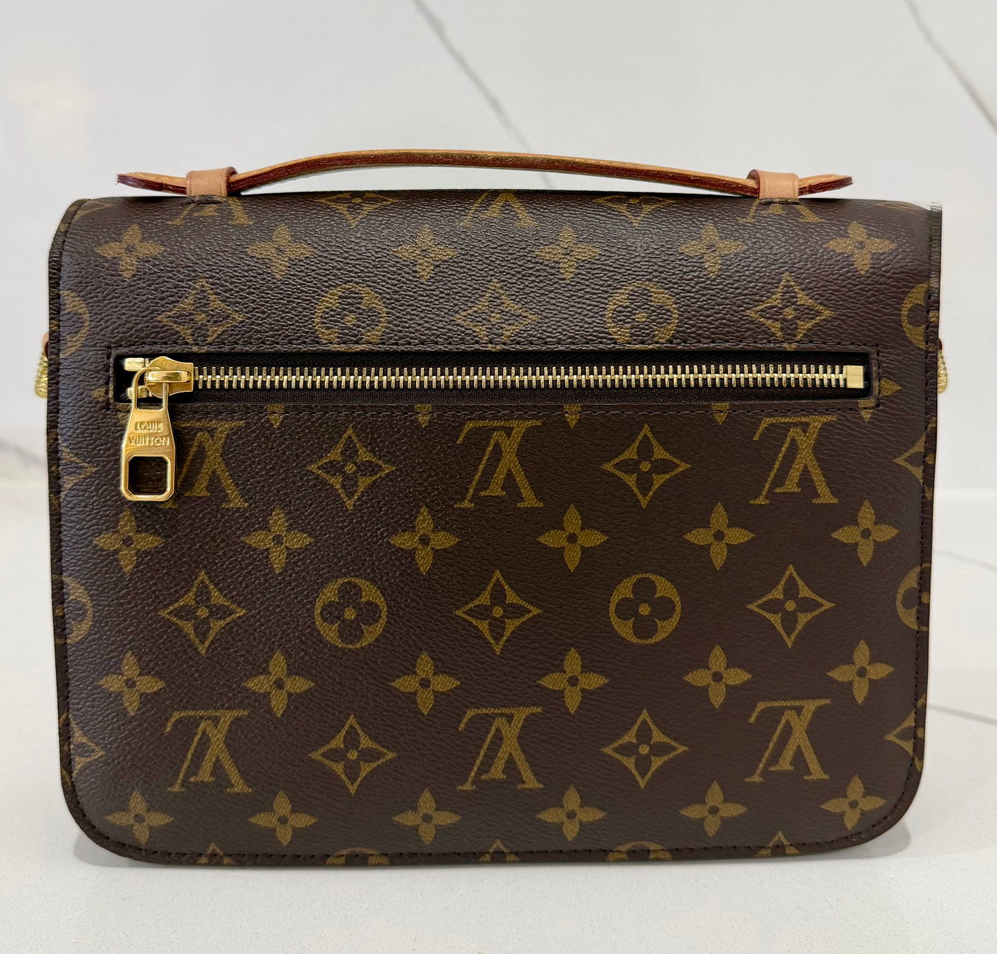 Metis Pochette Monogram