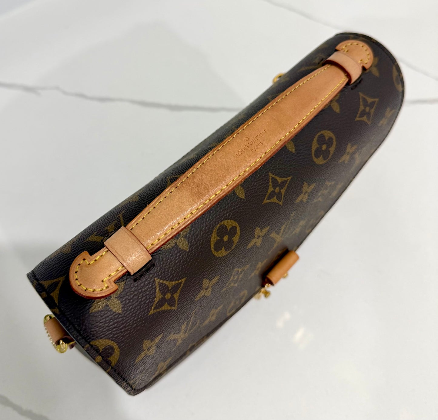 Metis Pochette Monogram