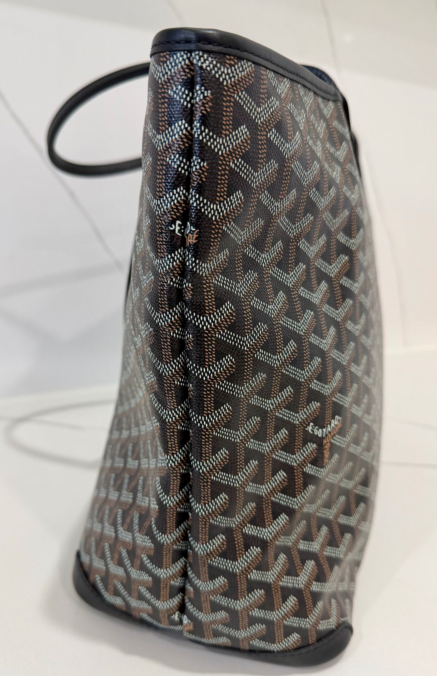 Goyard Artios MM