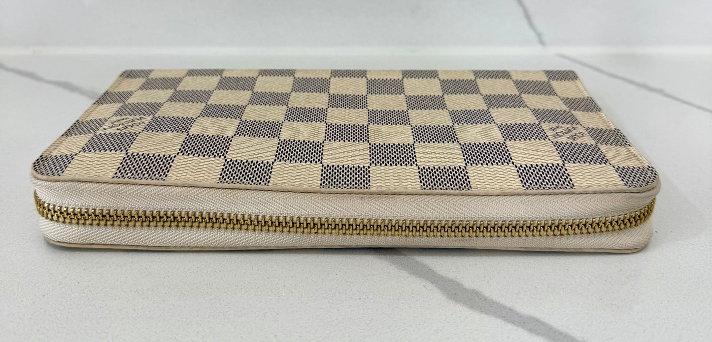 Zippy Organizer Wallet Damier Azur