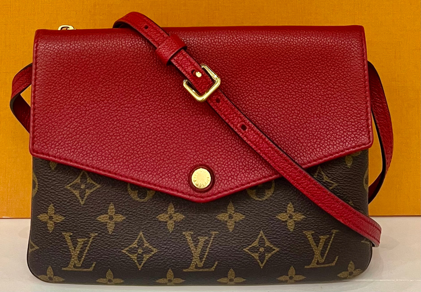 Twice Crossbody