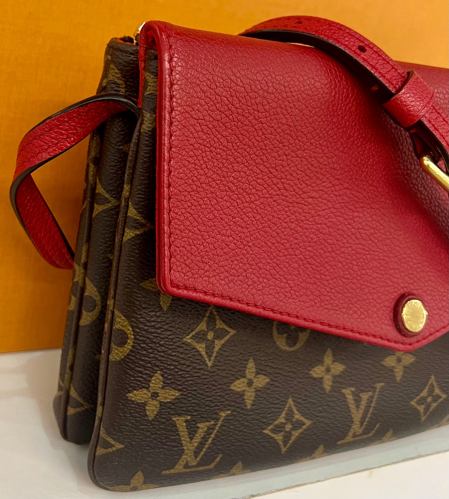 Twice Crossbody